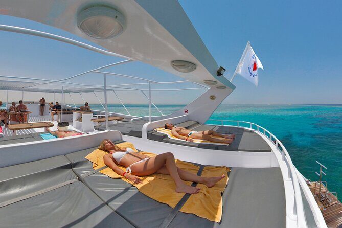 Safe Try dive-Personal instructor, 1:1 experience, Top boat - Why This Tour Offers Great Value