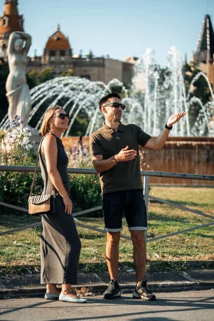 Sagrada Familia 2in1: Guided Tour + Photo/Video - The Itinerary in Detail