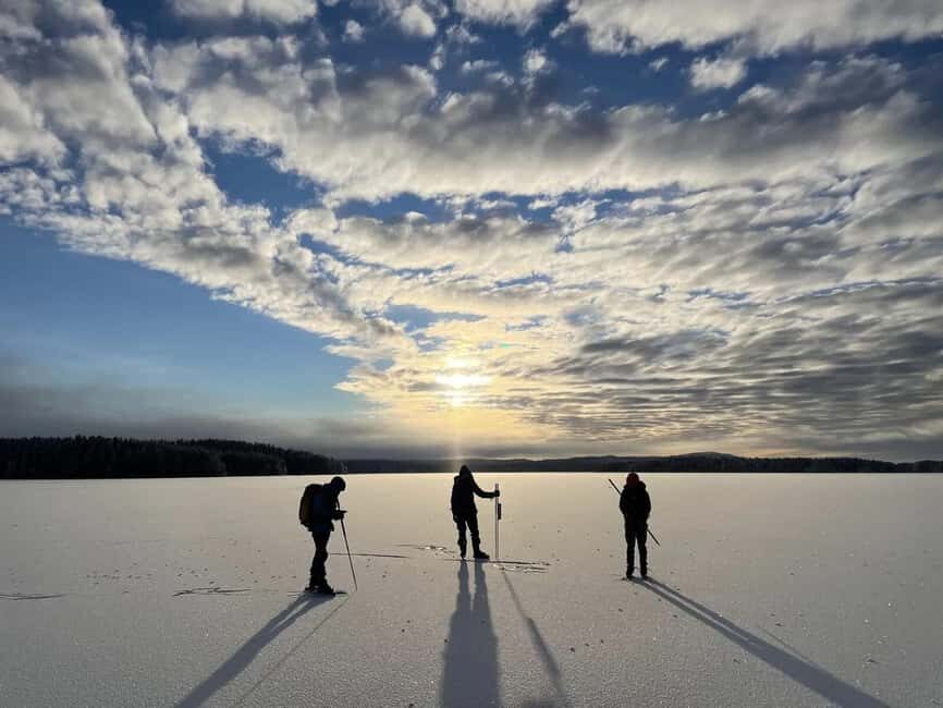 Sälen: Ice Skating Tour with Lunch and Hotel Pickup - Who Should Consider This Tour?