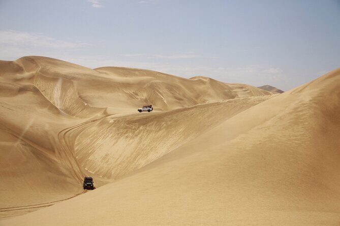 Sandwich Harbour 4x4 Half Day Experience with Beach Braai - Sandwich Harbour Dunes: A Photo Paradise