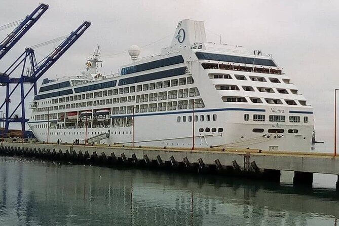 Sandwich Harbour Scenic Excursion - Design for the Cruise Ships - Who Should Consider This Tour?