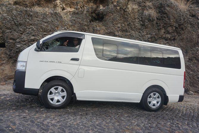 Santiago Island: Private Airport Transfer to Praia or Vice Versa - Booking and Flexibility