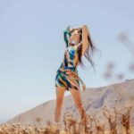 Santorini: 1H Pyrgos Village Cinematic Photoshoot Experience - Practical Tips for Your Photoshoot