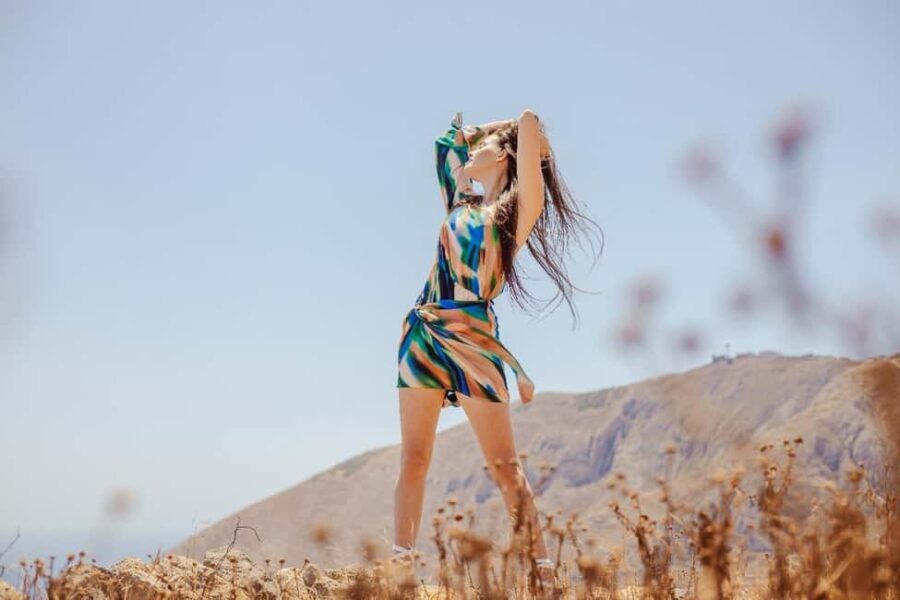 Santorini: 1H Pyrgos Village Cinematic Photoshoot Experience - Practical Tips for Your Photoshoot