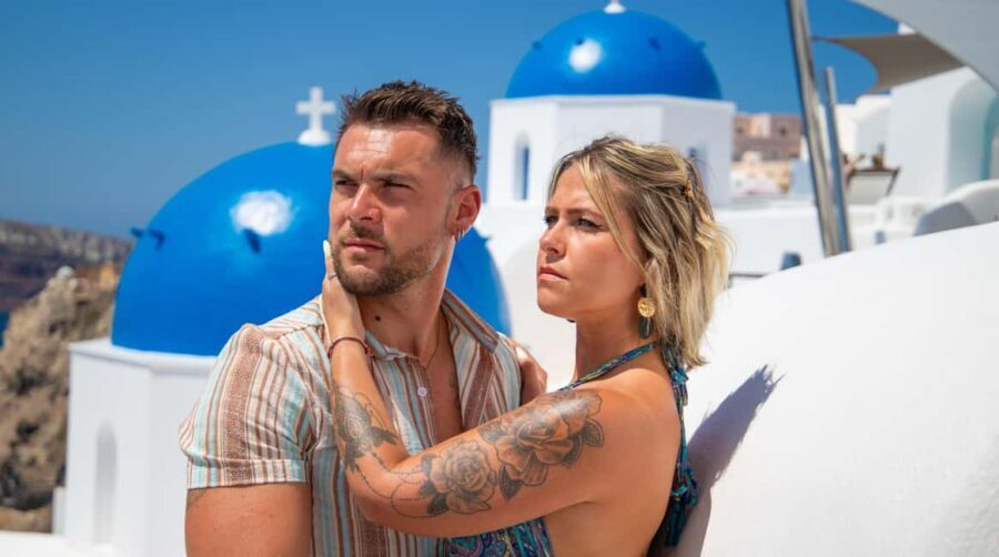 Santorini: 40-minute Photoshoot in Oia - Why We Love This Photoshoot