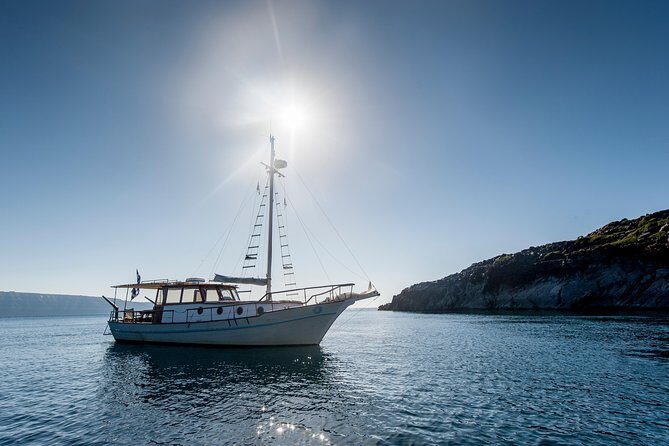Santorini Caldera Day Traditional Cruise with Meal and Drinks - The Heart of the Tour: Volcanic and Thirassia Stops