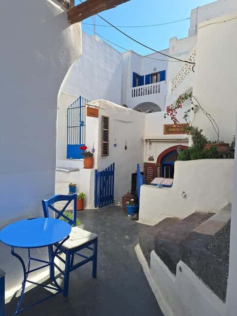 Santorini: From Reel to Real  Private Tour of Hidden Gems - Key Points