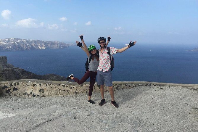 Santorini Tour on Electric Bikes & Scooters - A Detailed Look at the Itinerary