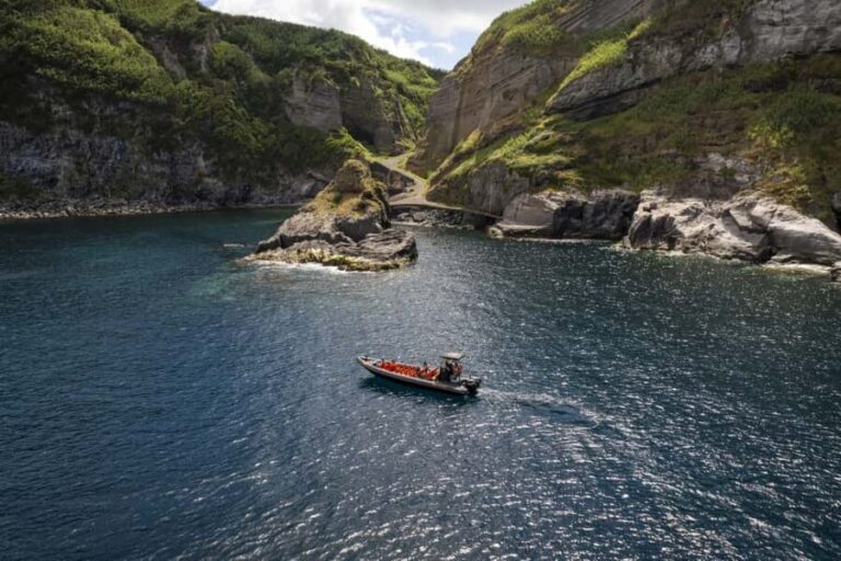 São Miguel: Private Bachelor Boat Tour with Drinks & Snacks - What to Expect from the Tour