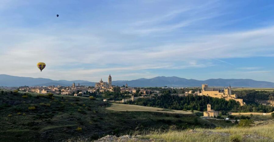 Segovia: Hot-air balloon ride with cava toast - What to Expect on the Tour