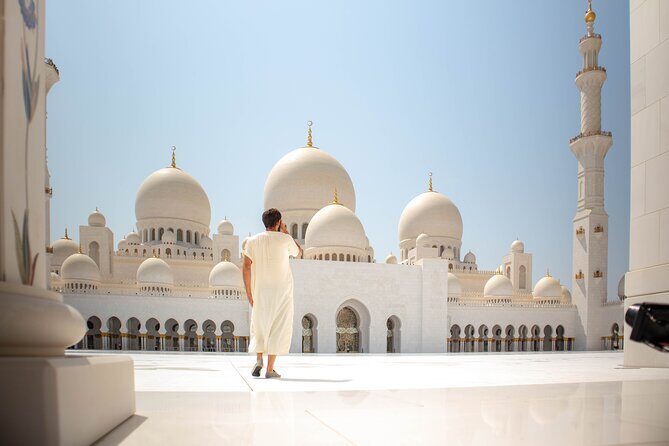 Sheikh Zayed Grand Mosque Tour From Dubai - The Itinerary: What to Expect