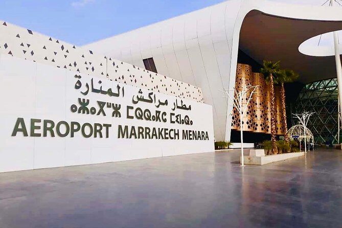 Shuttle from Marrakech airport to hotels // riads medina - Vehicle Comfort and Amenities