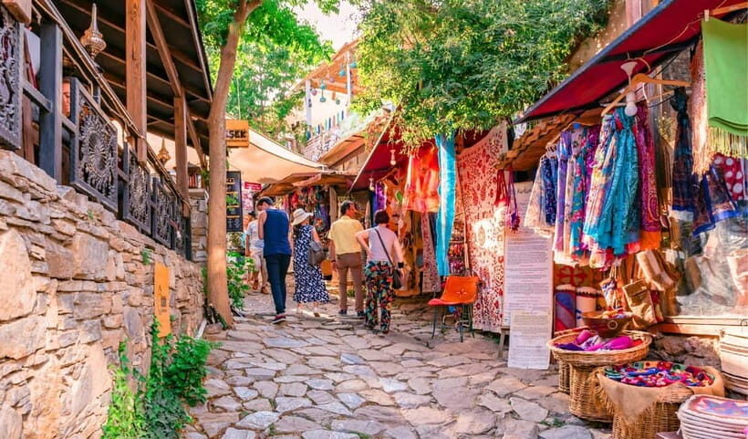 Sirince Village Tour with Lunch and Pickup only for cruiser - The Traditional Lunch Experience