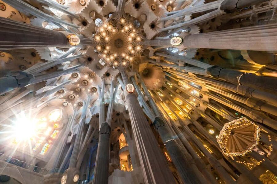 Small-Group Sagrada Familia Fully Guided Tour - Practicalities and Tips
