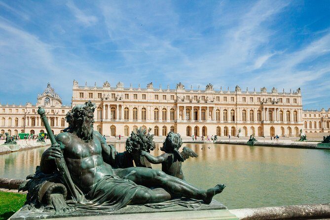 Small Group VIP Versailles Bike Tour from Paris with King's Apartments Access - What Makes This Tour Stand Out?