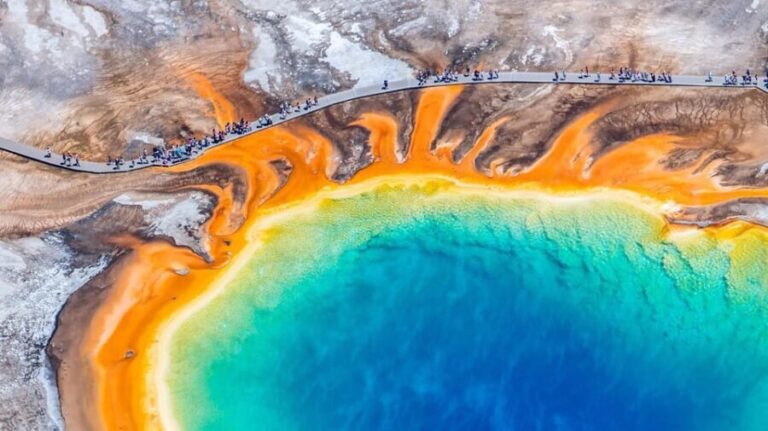 Small Group Yellowstone&Grand Teton 5-Day Tour 2NightCabins - Transportation and Comfort