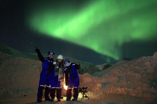 Small Northern Lights Tour Max8 Guests PRO Photographer included - Why This Tour Offers Great Value