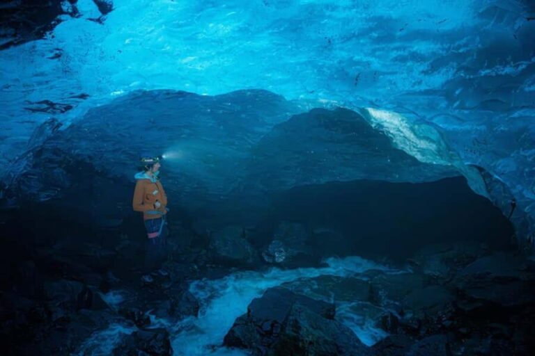Sólheimajökull: Glacier Hike and Ice Cave Tour - Practical Details and Tips