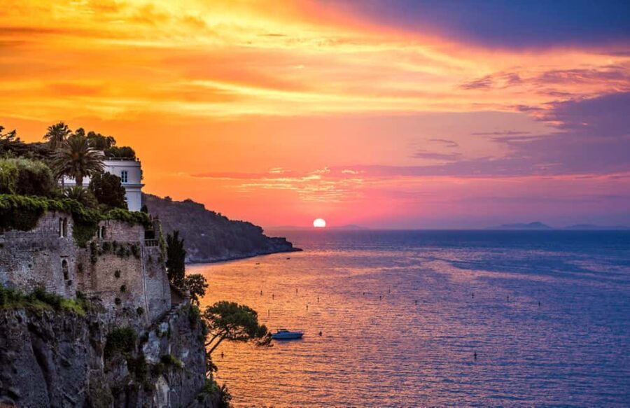 Sorrento: Sunset City Walking Tour with Limoncello Tasting - A Closer Look at the Tour Experience