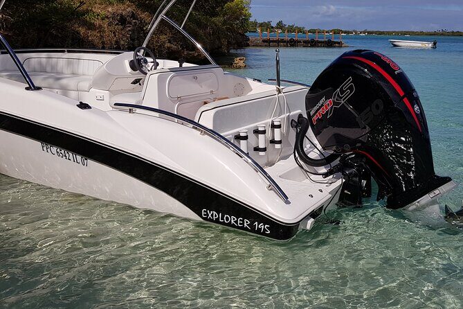 Speed Boat Tour île aux Cerfs and Others Gems of The South - Authentic Experiences & Reviews