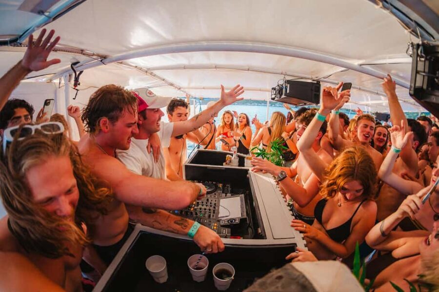 Split: Blue Lagoon Boat Party, Djs, Swim, Shots & AfterParty - Detailed Review of the Experience