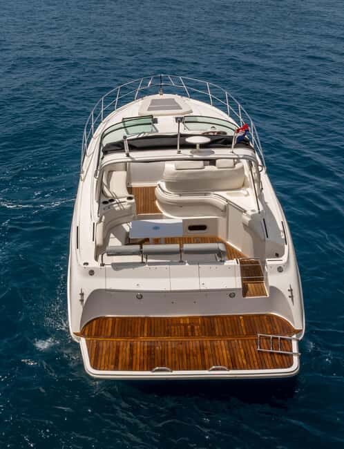 Split: Private Blue Lagoon, Shipwreck, & Bays Boat Tour - The Highlight: Swimming in the Blue Lagoon