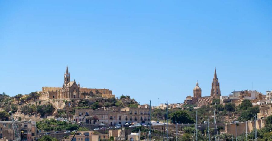 St. Paul's Bay: Blue Lagoon, Comino & Gozo with Bus Tour - Departure and Initial Journey