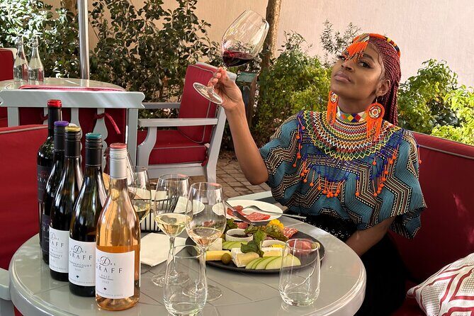Stellenbosch & Franschhoek 20 Wine Tasting + Lunch Shared Tour - Transport and Group Size