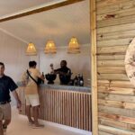 Stellenbosch Wine Tractor hop-on-hop off wine tasting tour - The Experience: What’s Included & What You Should Expect
