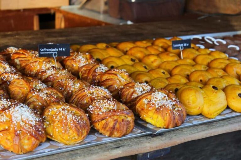 Stockholm: Christmas Traditions & Treats Small Group Tour - Exploring Stockholm’s Holiday Spirit