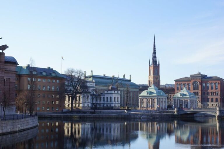 Stockholm: Private Walking Tour with a Local - Authentic Experiences and Local Tips