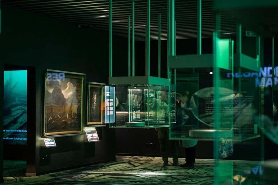Stockholm: Vasa Museum, Vrak & Canal Live Guided Boat Tour - Reviewing the Price & Overall Value