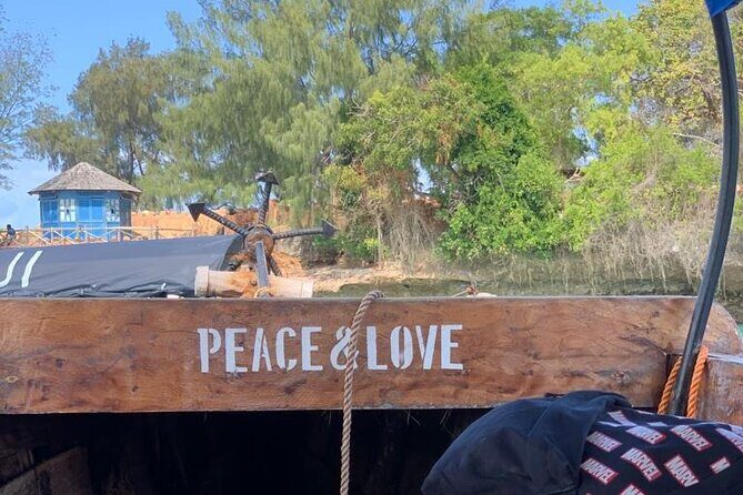 STONE TOWN, PRISON ISLAND AND SPICE FARM ( Lunch included ) - Transportation and Logistics