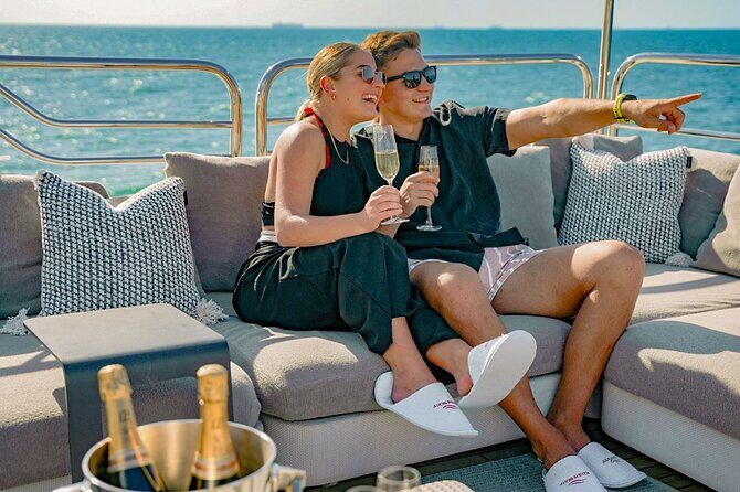 Sunseeker Superyacht: VIP Dining, Premium Drinks & Music - Analyzing the Value for Money