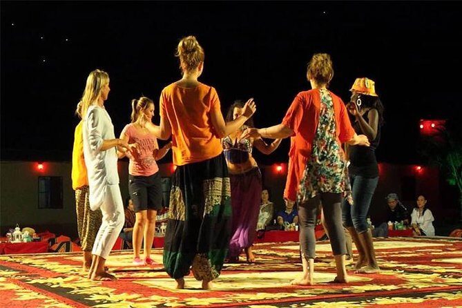 Sunset Desert Safari Dubai with BBQ Dinner - Why This Tour Works Well