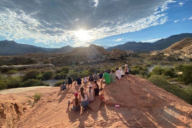 Sunset Hike and Photography Tour near Red Rock with Optional 7 Magic Mountains - The Itinerary in Detail