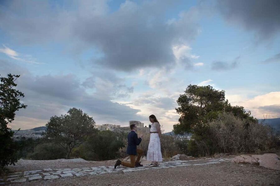 Surprise Proposal Photoshoot in Athens - A Deep Dive into the Proposal Photoshoot Experience in Athens