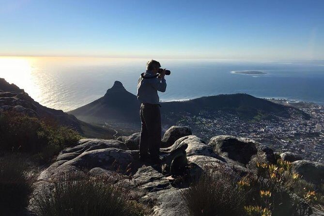 Table Mountain Summit Walk for the Whole Family - PRIVATE - The Guides and Authentic Insights