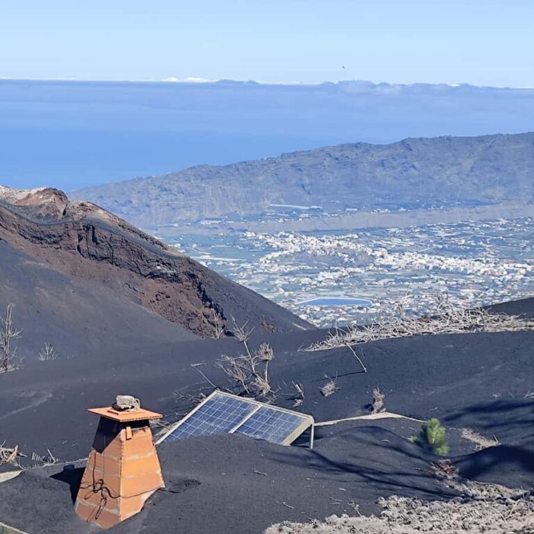 Tajogaite Volcano VIP Experience: Private Tour with Certified Tour Guide - Why This Tour Offers Great Value
