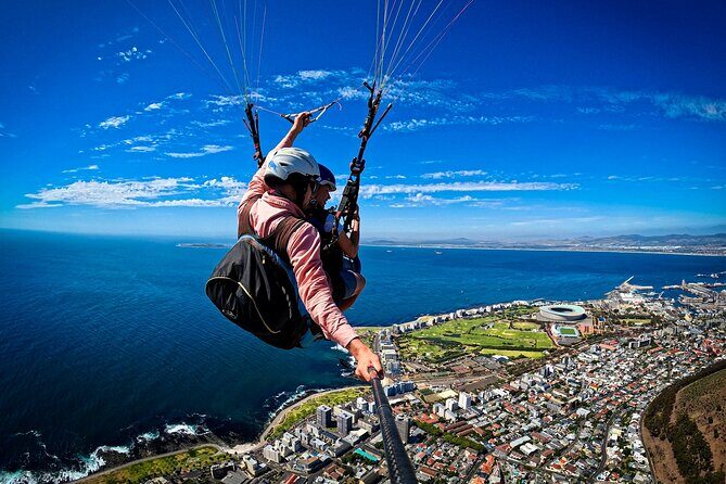 Tandem Paragliding in Cape Town with views of Table Mountain - What Makes It Special?