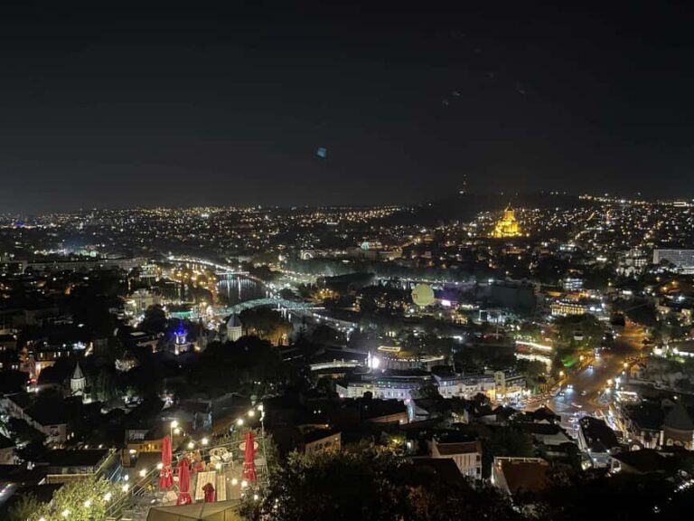 Tbilisi: Old Town Evening Walking Tour - Practical Details and Why They Matter
