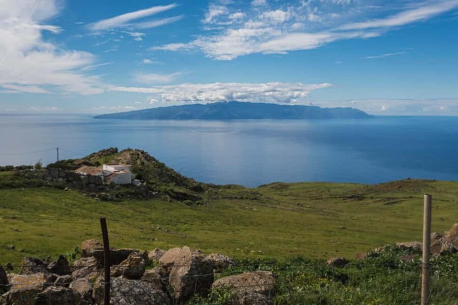 Tenerife Guided Hike: Teno Highlands & Lunar Landscape - Discovering the Teno Mountains
