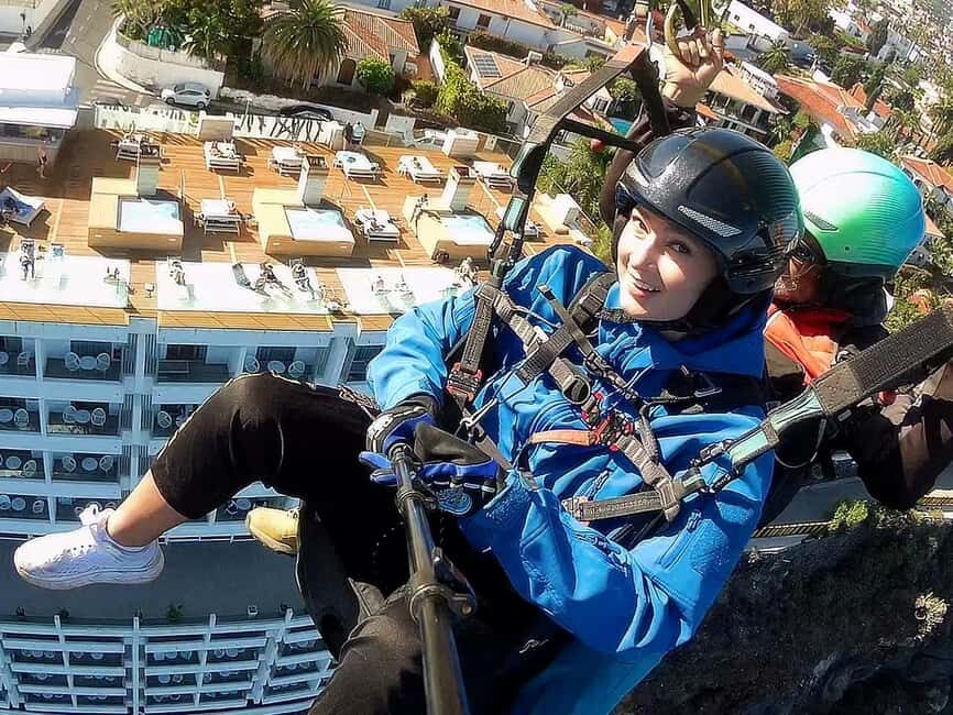 Tenerife: Paragliding Tandem in Playa Martianez - Introduction to the Tenerife Paragliding Experience