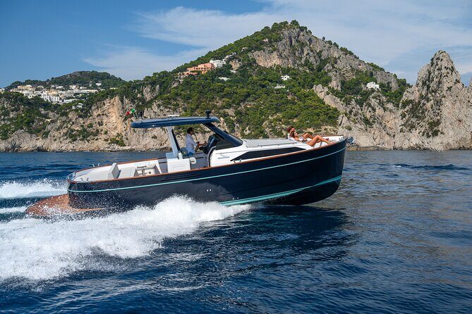 The Blue Fever: Capri island day cruise - What Makes This Tour Stand Out?