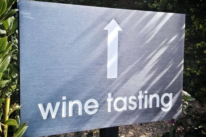 The Constantia Wineland - What Does the Experience Include?