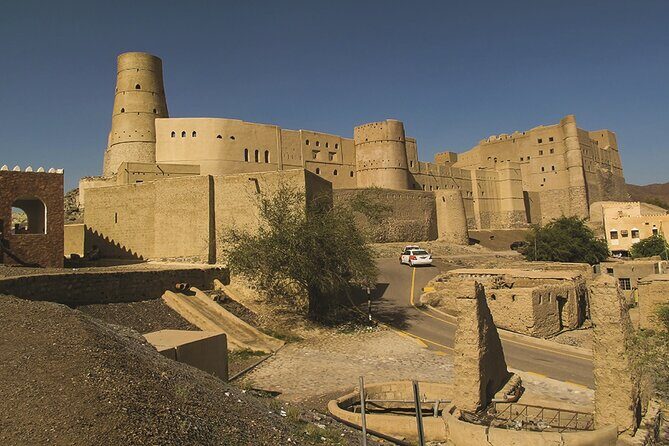 The Oman Essentials Tour with Fully Live Guided Tour - 5 Days / 4 Nights - Why This Tour Offers Real Value