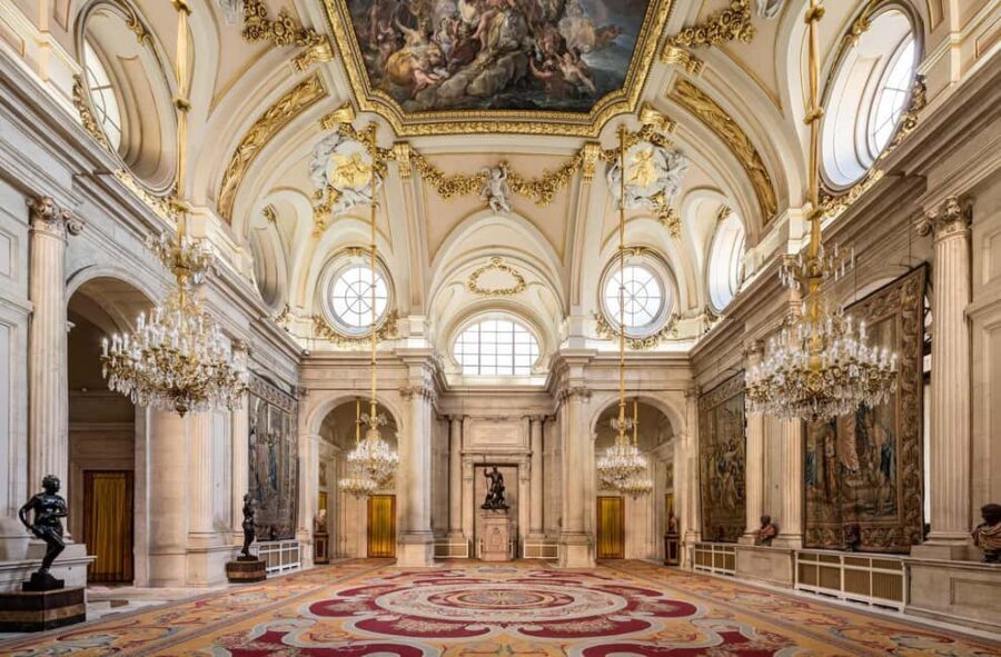 The Royal Palace of Madrid: Small Group Guided Tour - Who Will Love This Tour?