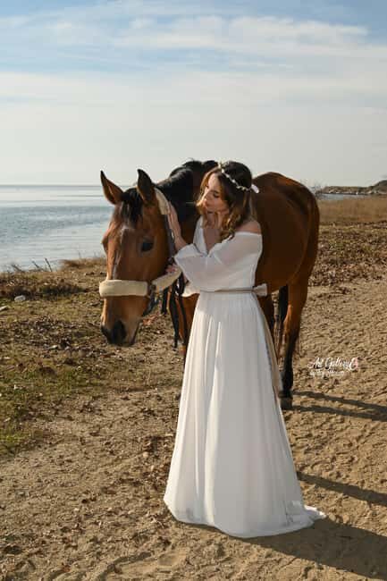Thessaloniki: Horse Photoshoot in a natural landscape - The Details of the Itinerary and Experience