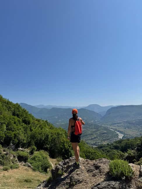 Tirana: Petrelë, Shkalla e Çirmës, and Përsqop Hiking Tour - Exploring Përsqop: The Ancient Illyrian Site