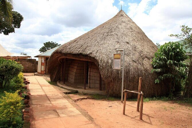 Tombs, Kings palace & Gaddafi mosque walk (Airpals Safaris tour) - Exploring Kampala’s Heritage: Tombs, Kings Palace & Gaddafi Mosque Walk (Airpals Safaris Tour)